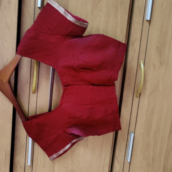 Pure Georgette Saree - Picture 5 of 8